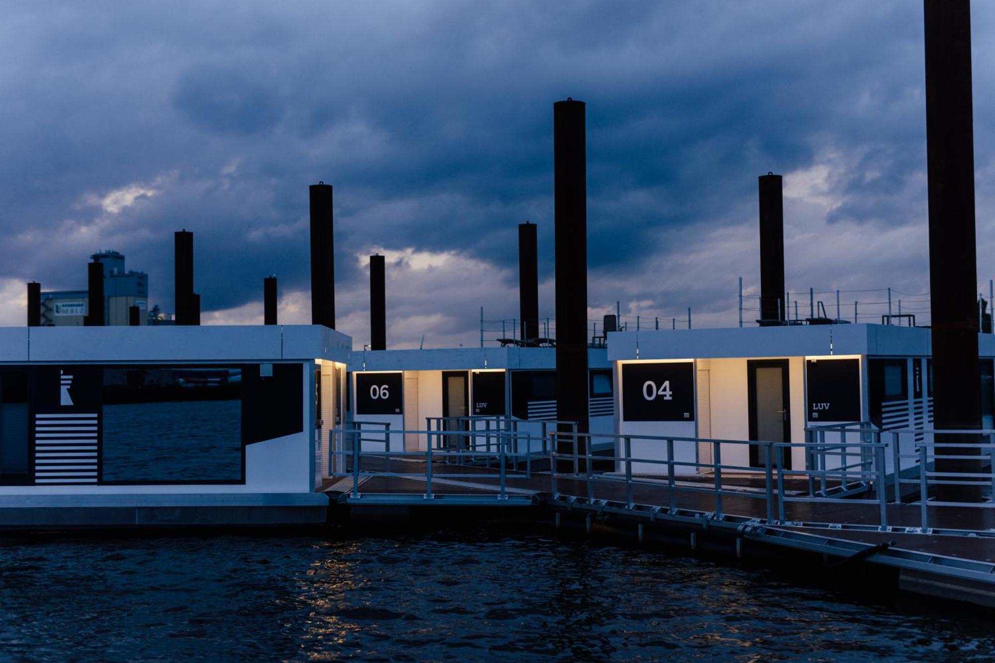 Hausboote Am Lankenauer Hoeft * BRE