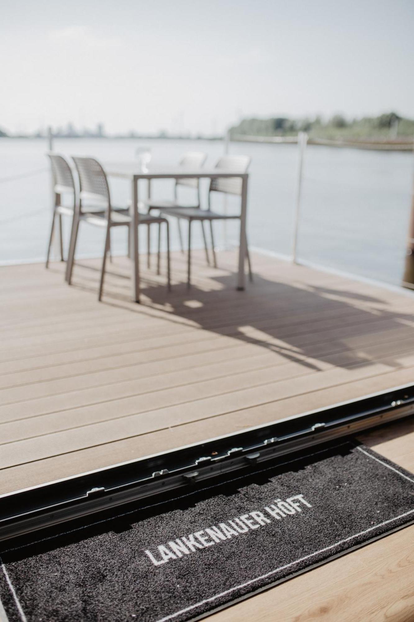 Hausboote Am Lankenauer Hoeft Bateau-hôtel