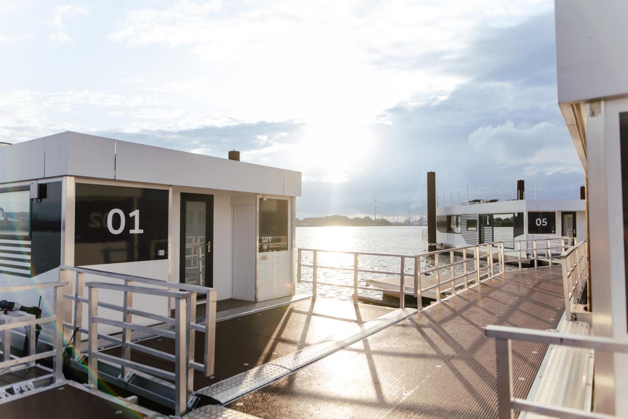 Hausboote Am Lankenauer Hoeft