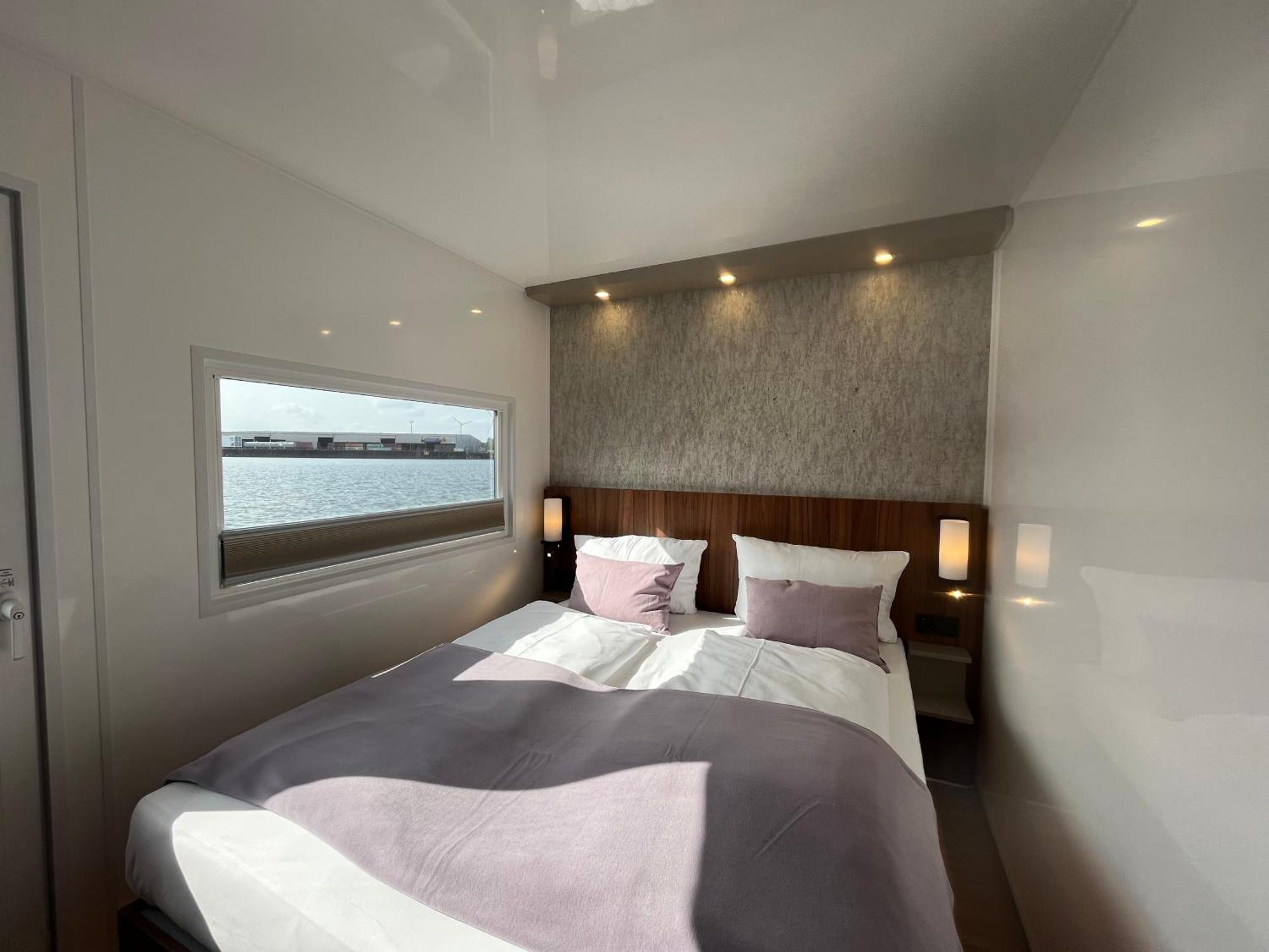 Hausboote Am Lankenauer Hoeft Bateau-hôtel