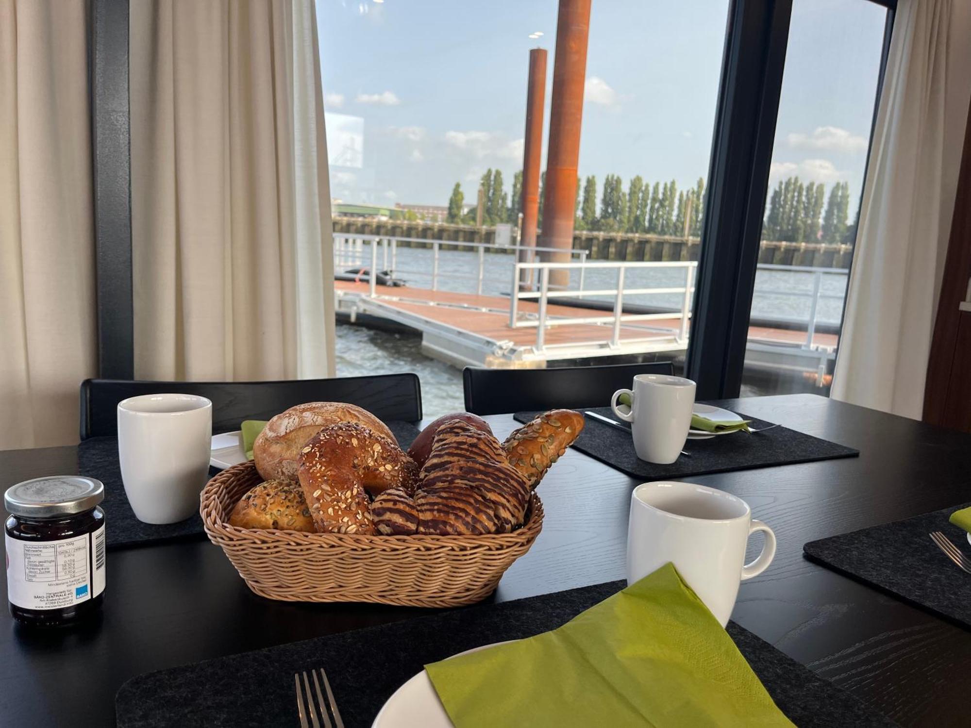 Hausboote Am Lankenauer Hoeft Bateau-hôtel BRE